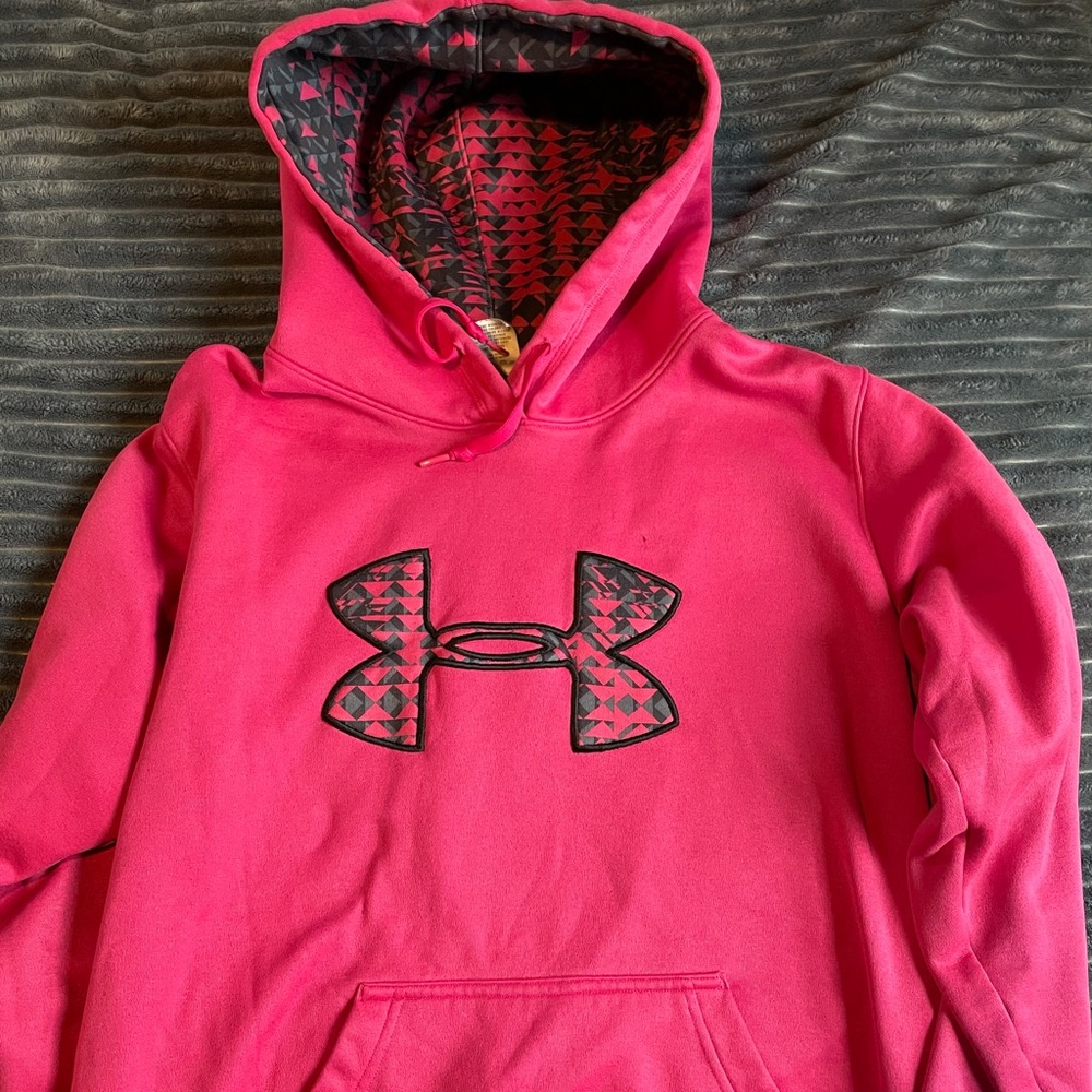 Under Armour Women’s M Sweatshirt Pink